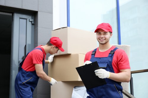 Packing and transport preparation for a Woking relocation